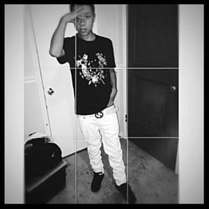 Meet your Posher, Javier